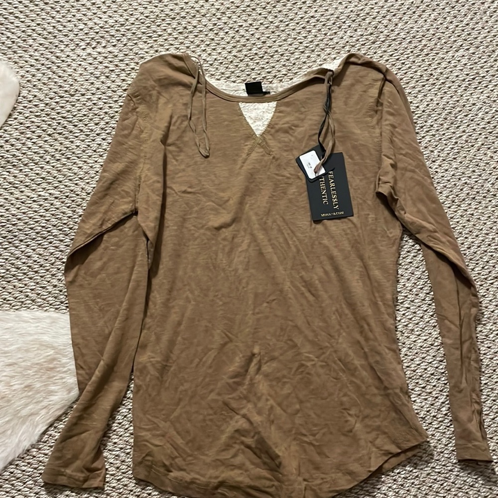 Long sleeve shirt